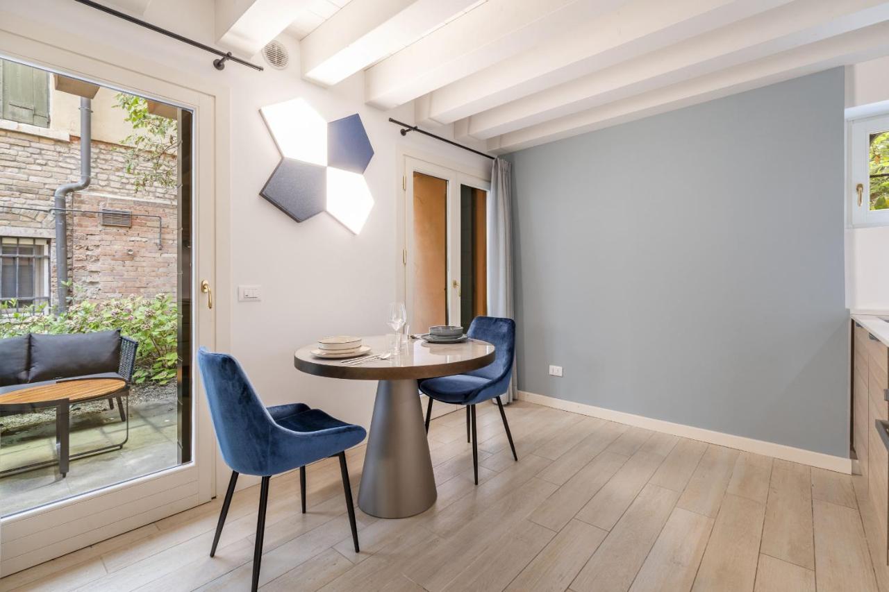 Ca' San Carlo Residence By Wonderful Italy Venedig Exteriör bild